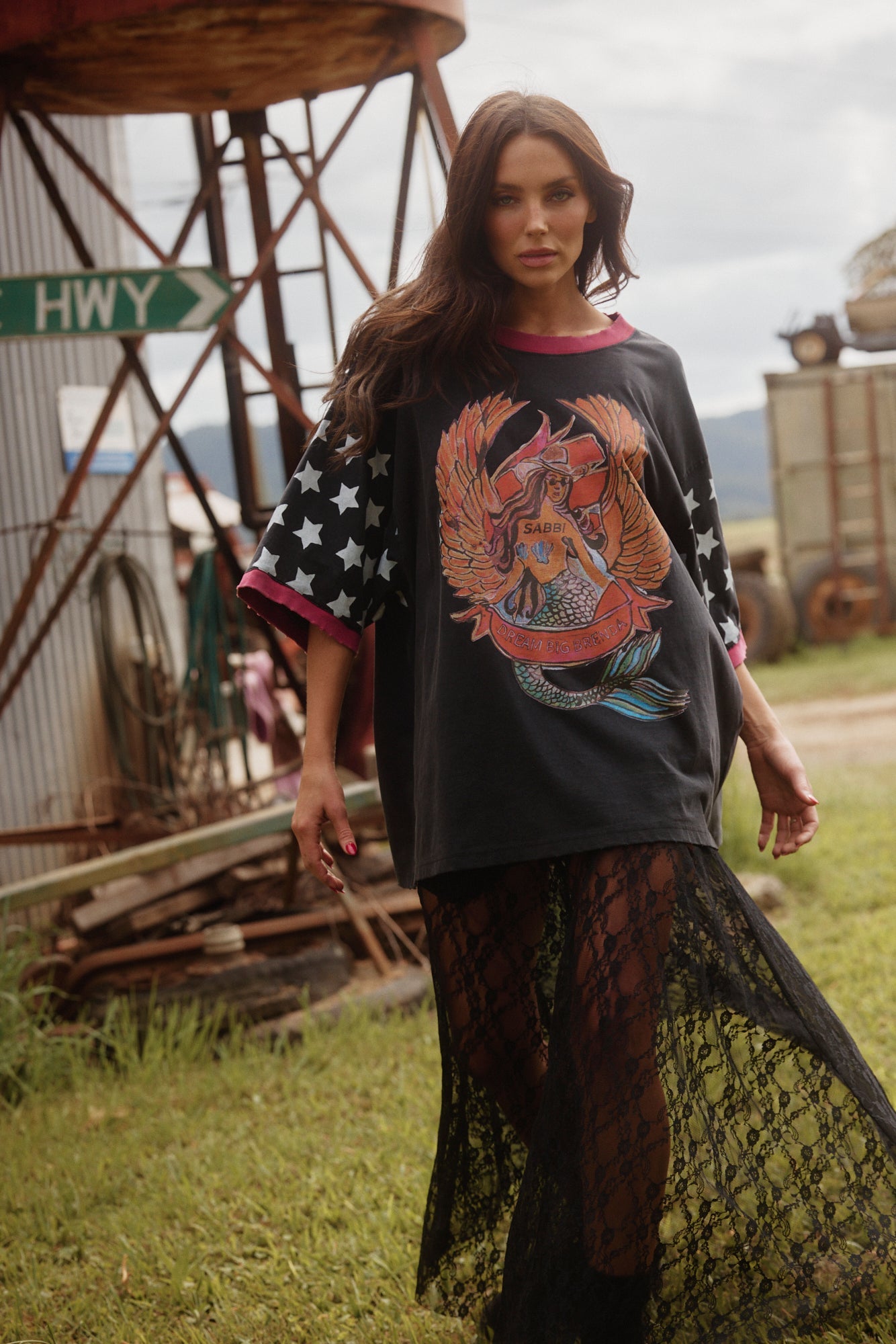 Very Oversized Vintage Dream Big Brenda Tee - Black