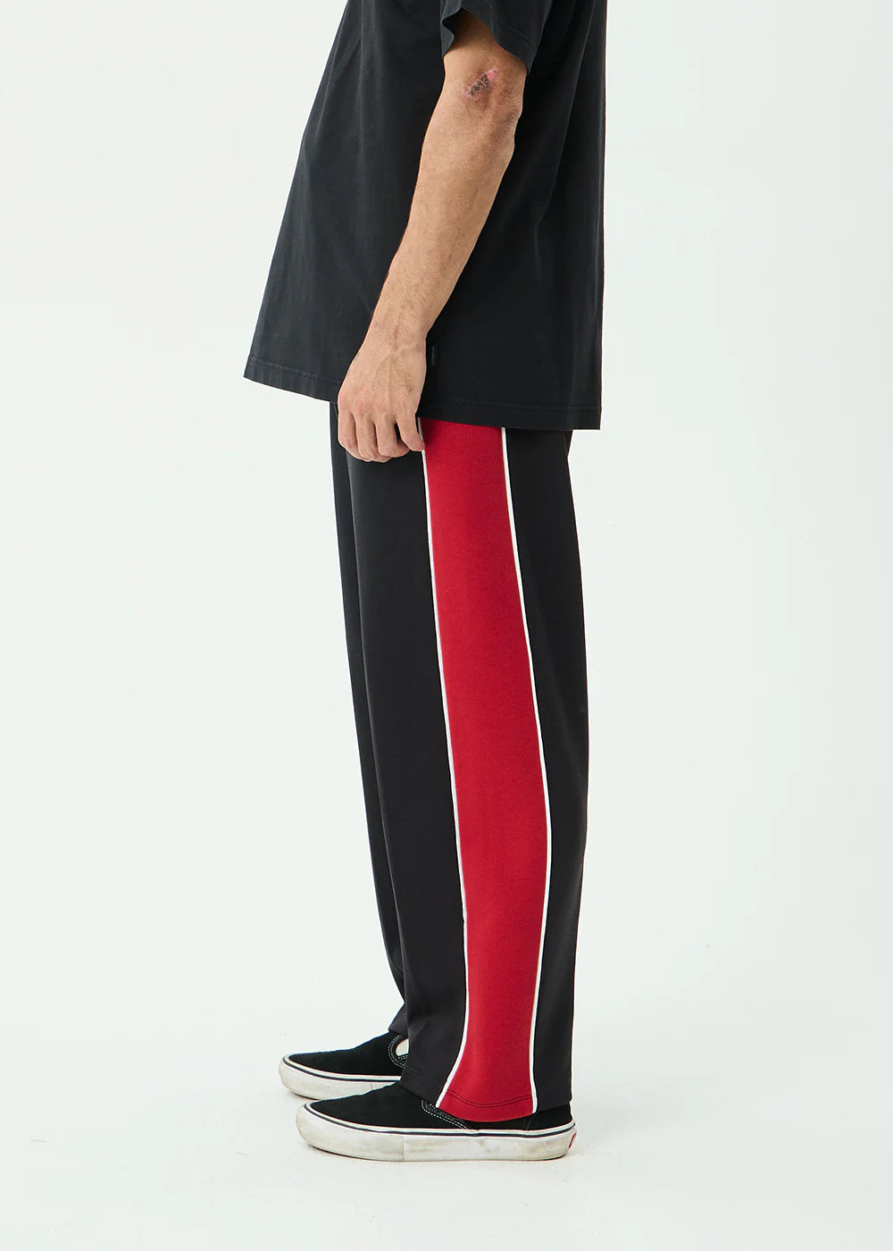 Holloway - Track Pant - Black
