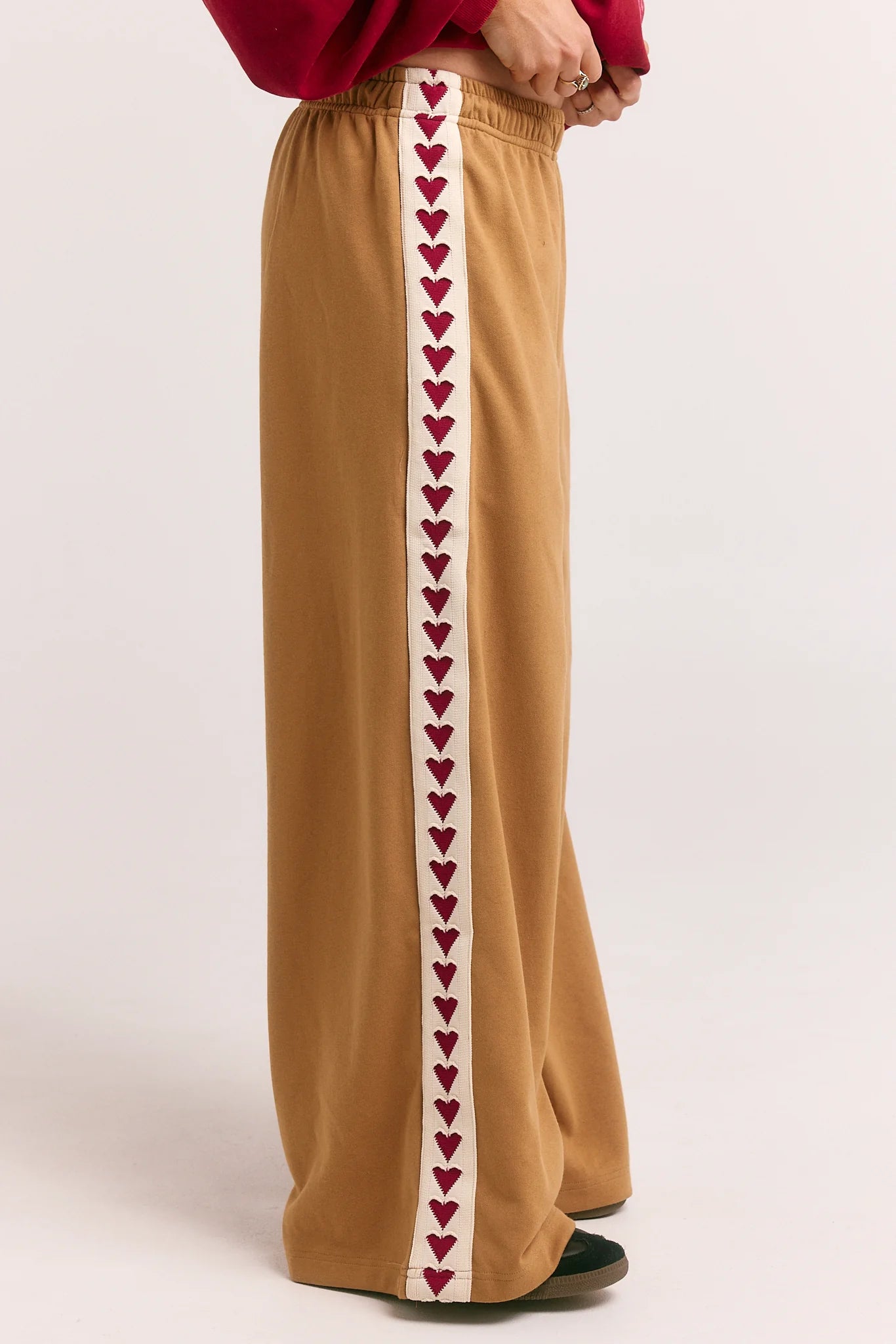 The Raving Hearts Pant - Caramel