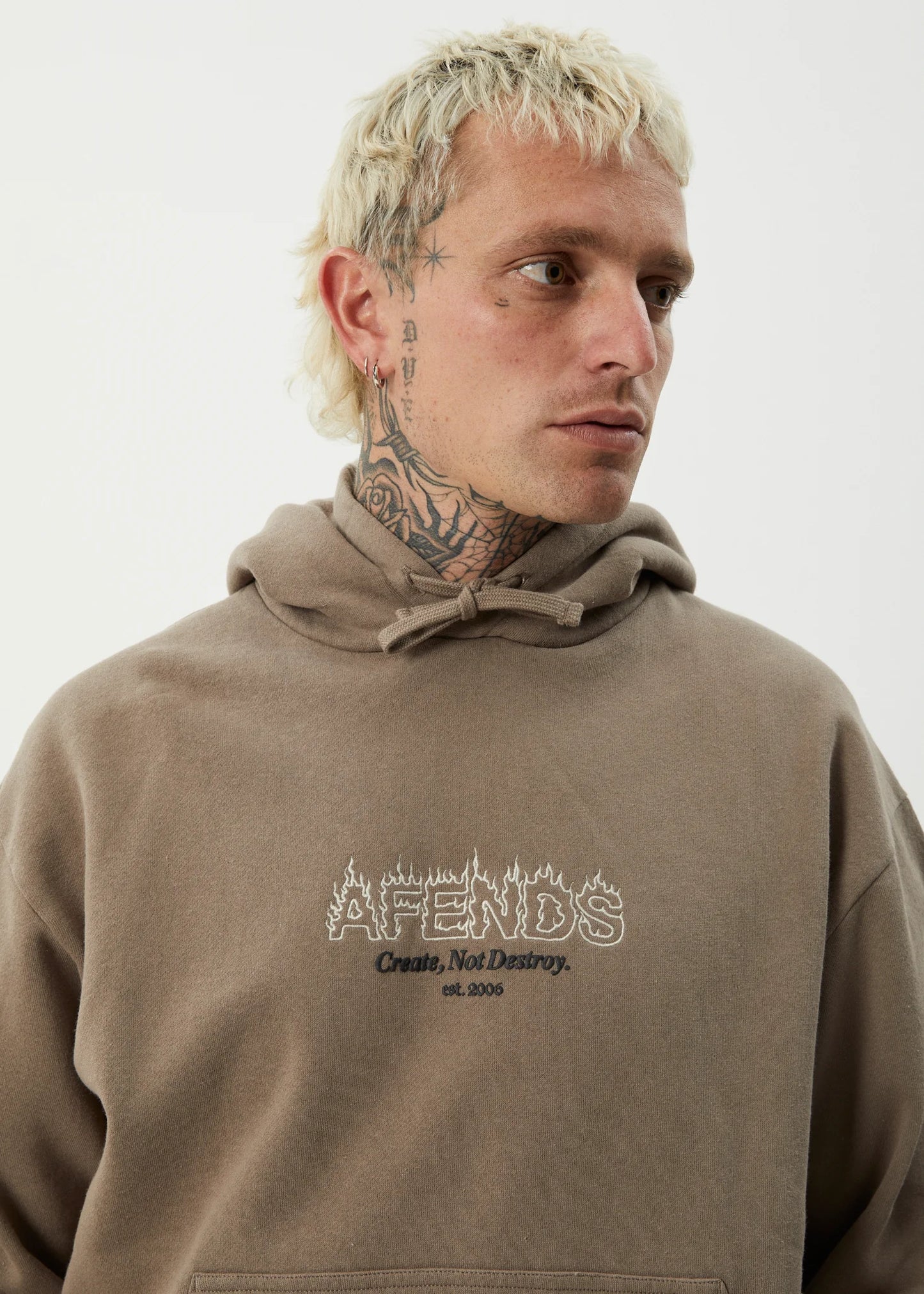 Ember Pull On Hood - Fossil
