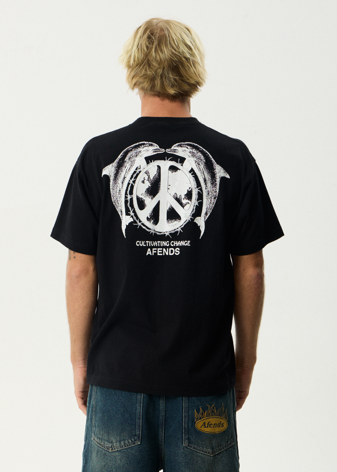 Dolfends - Boxy Tee - Black