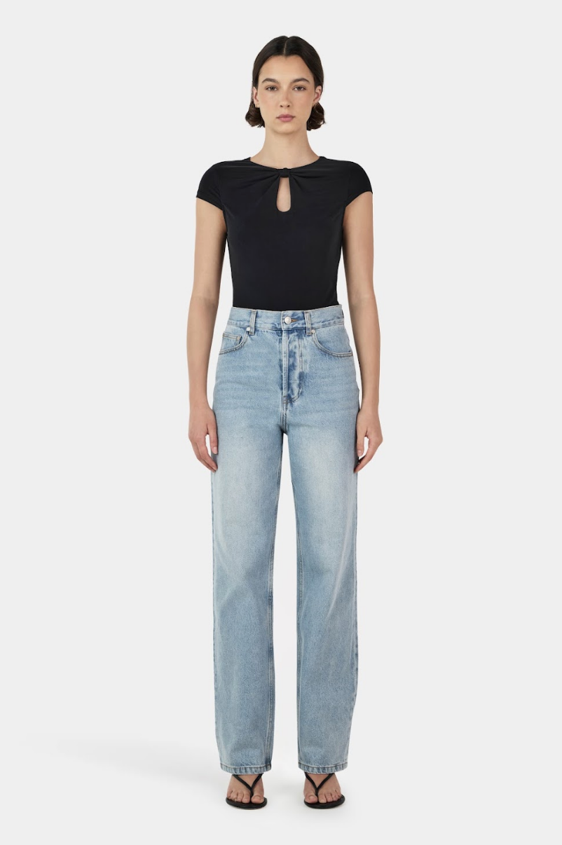 Rina Keyhole Tee - Black
