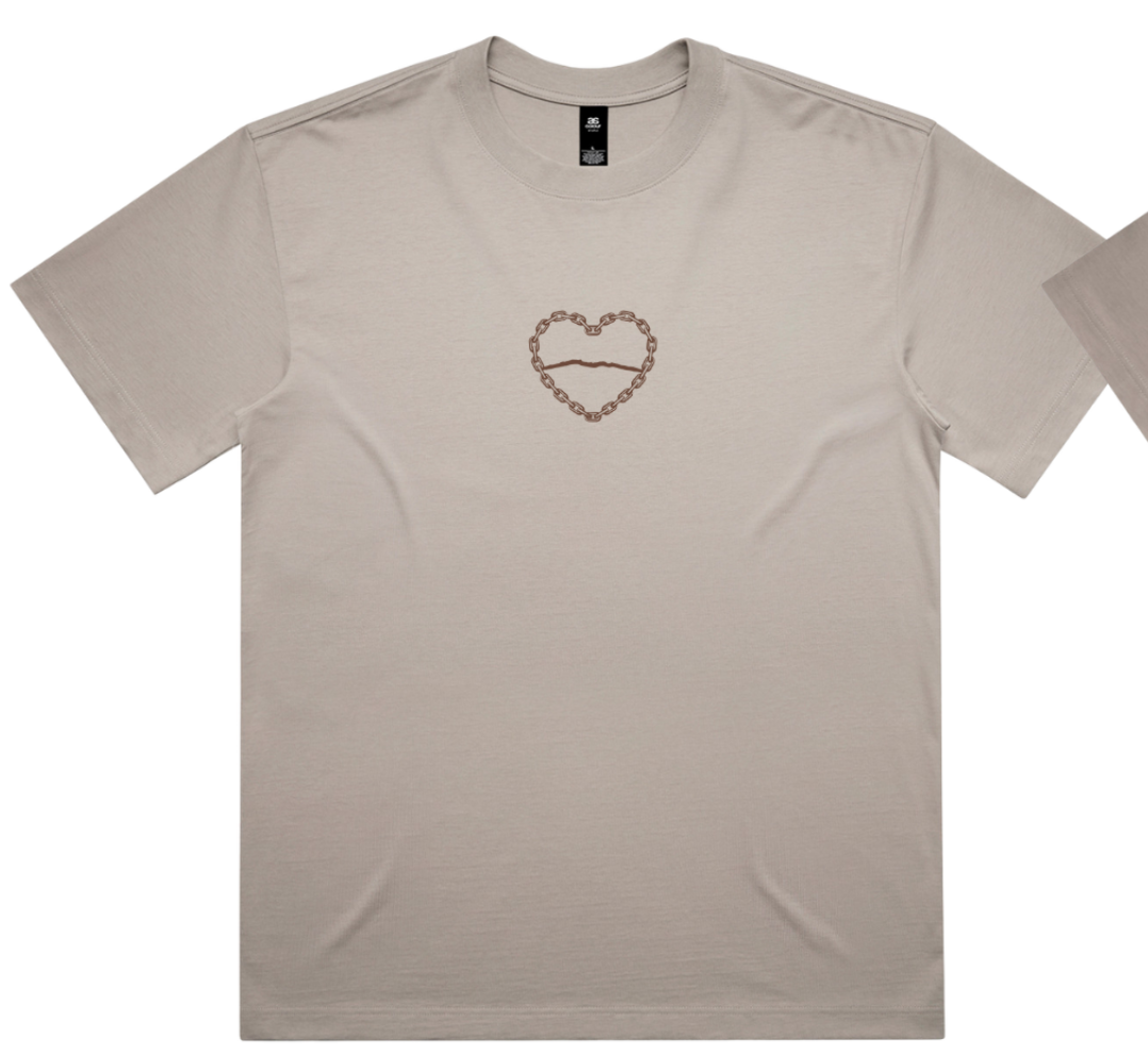 Karioi Tee - Box Fit - Mushroom