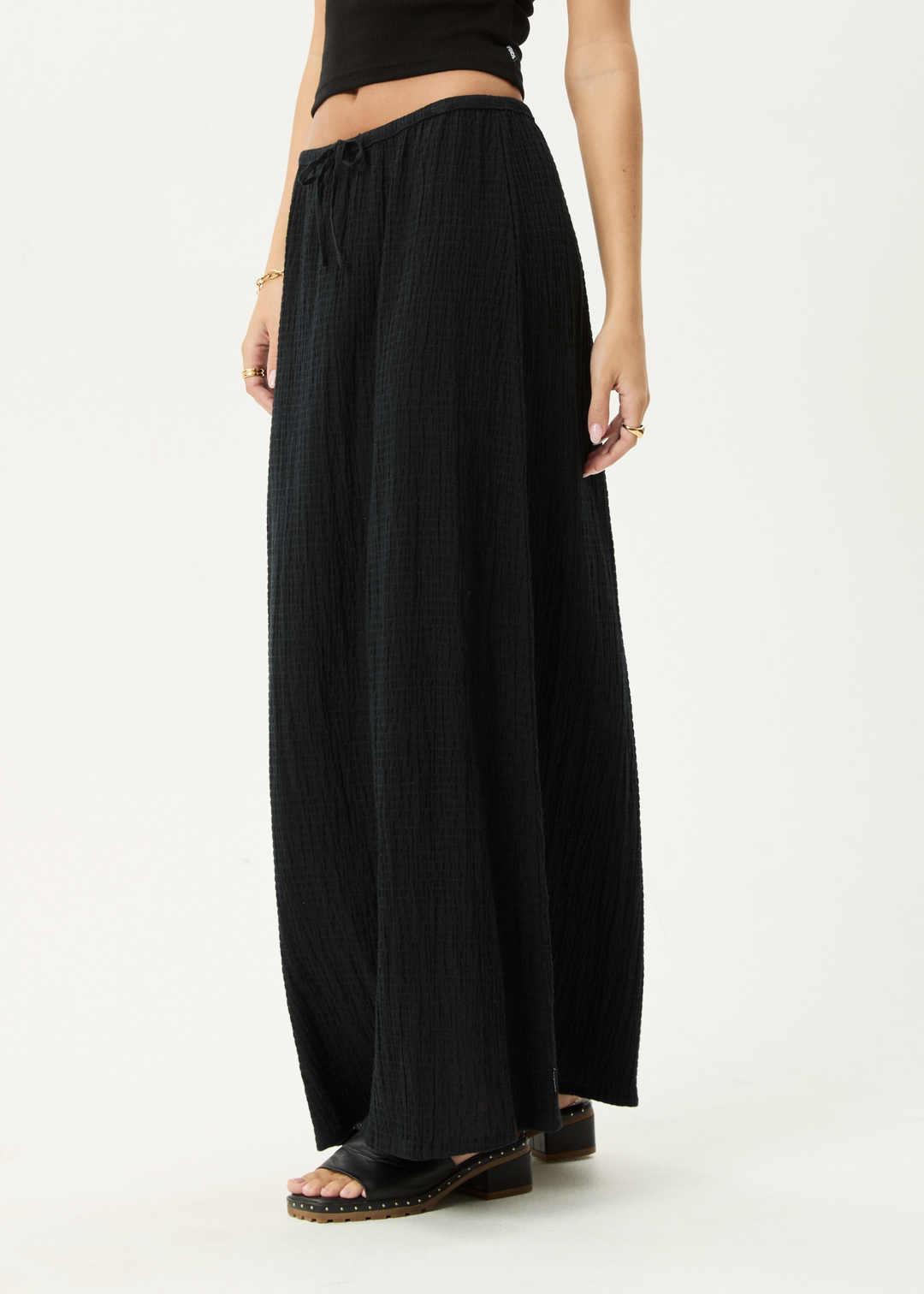 Focus - Seersucker Maxi Skirt - Black