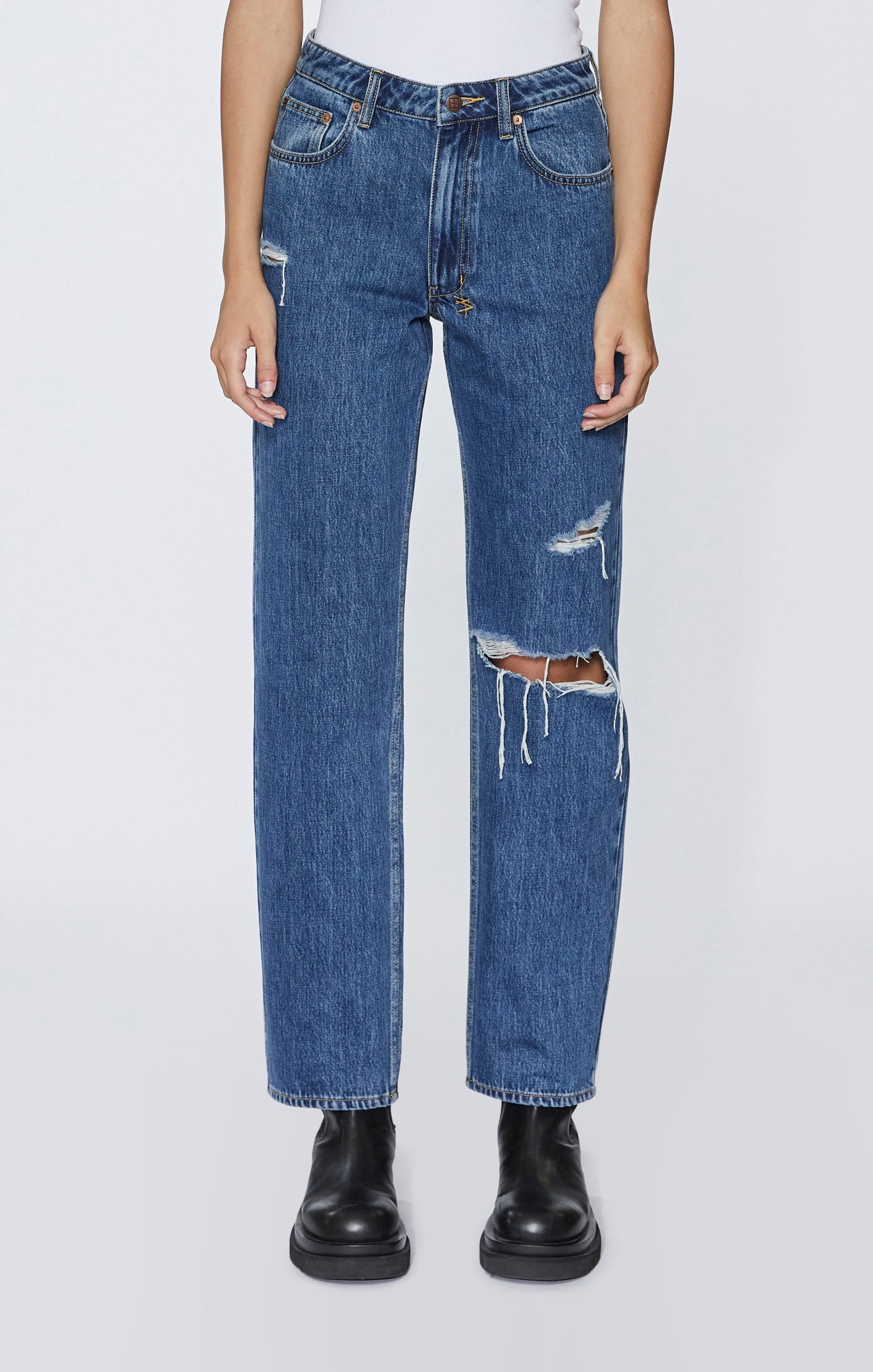 Brooklyn Jean - Moody Trashed