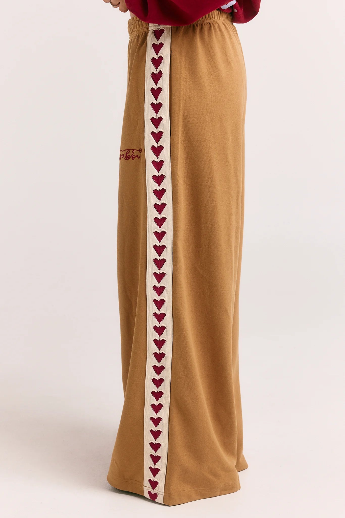 The Raving Hearts Pant - Caramel