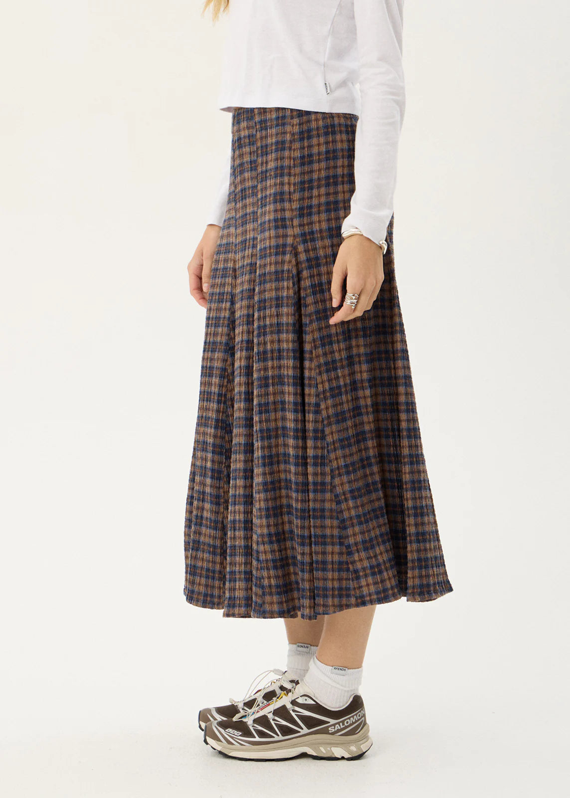 Lana - Seersucker Midi Skirt - Shev Indigo Check