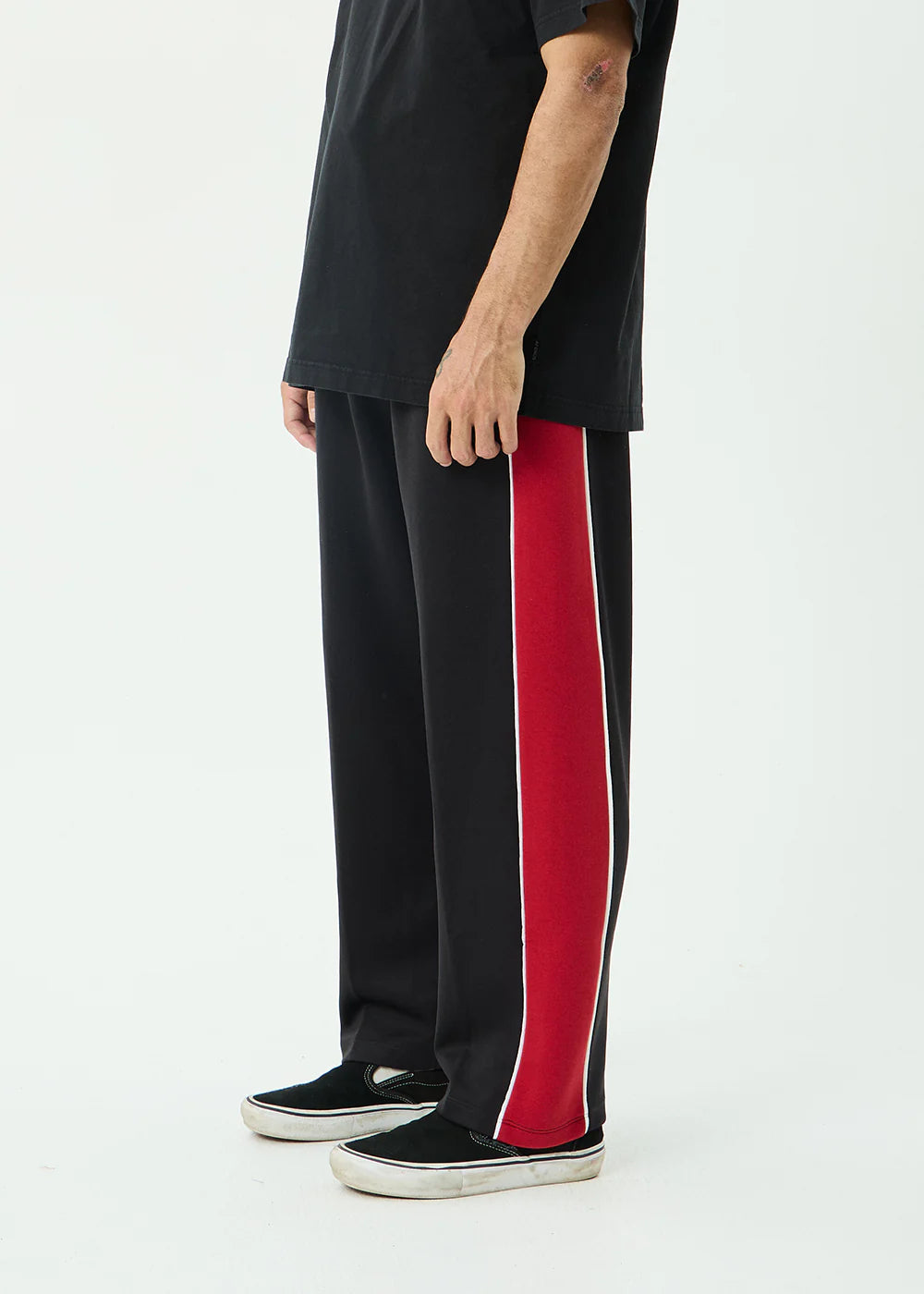 Holloway - Track Pant - Black