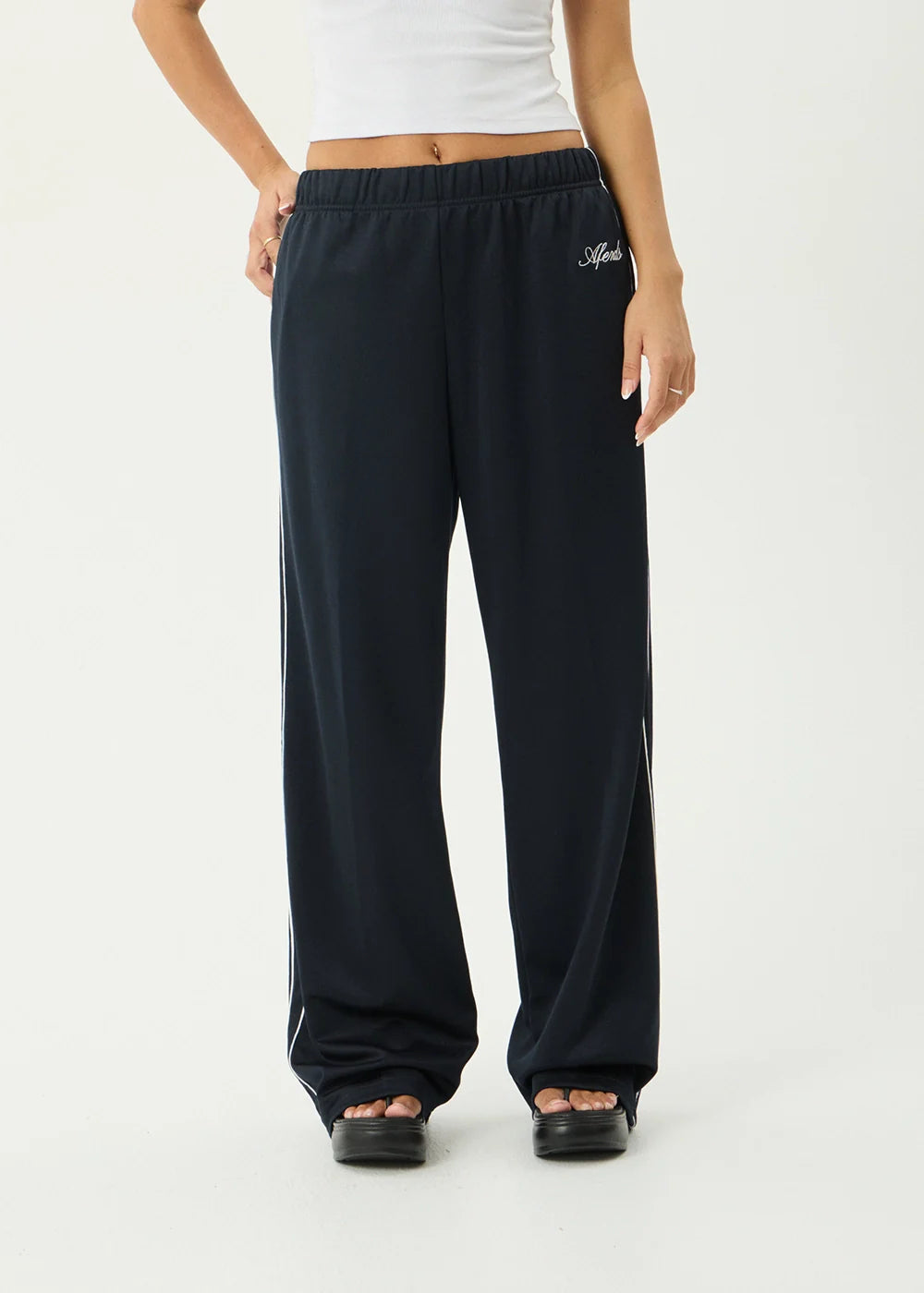 Avenue Track Pant - Avenue