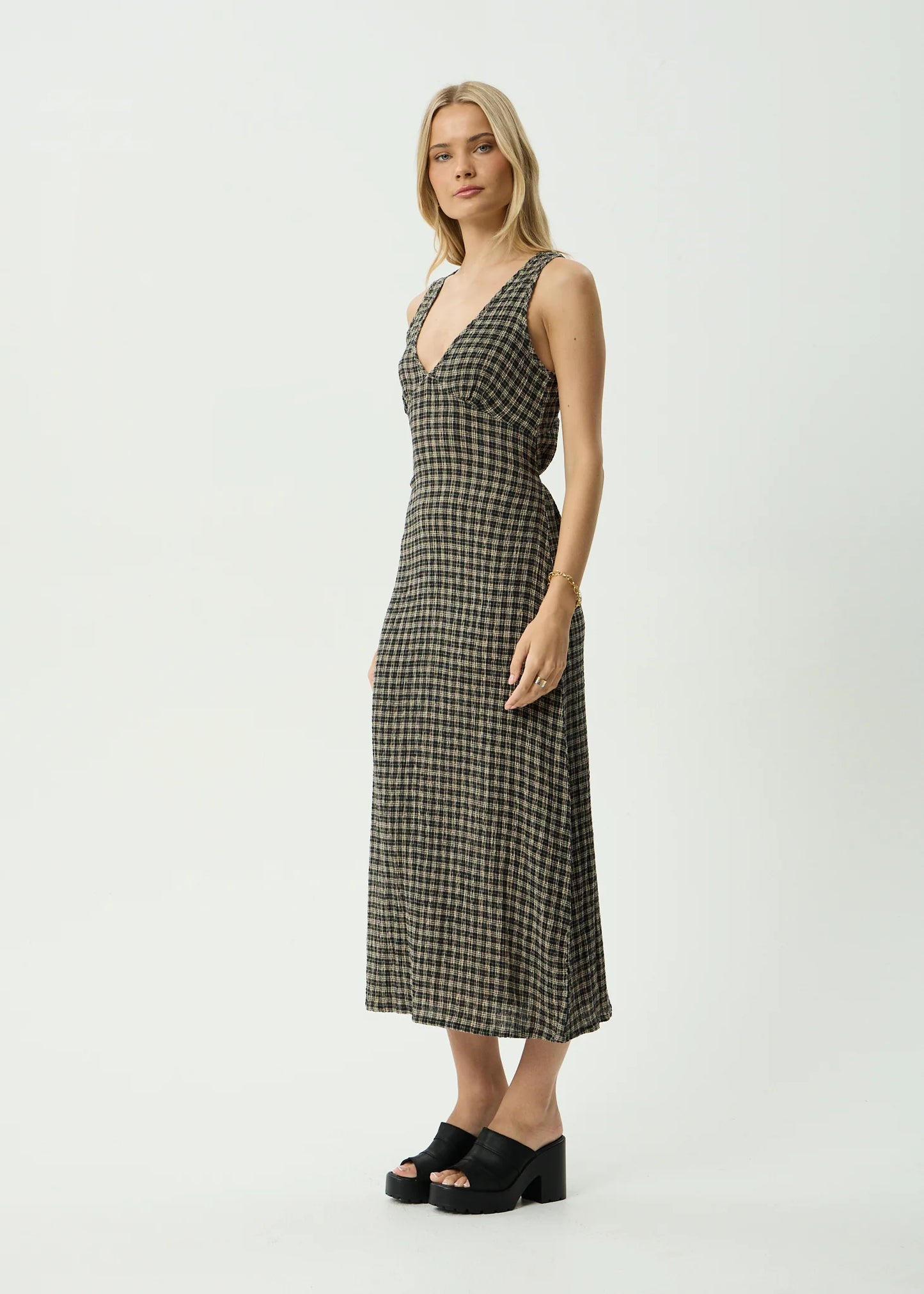 Tully - Seersucker Maxi Dress - Tan / Olive Check