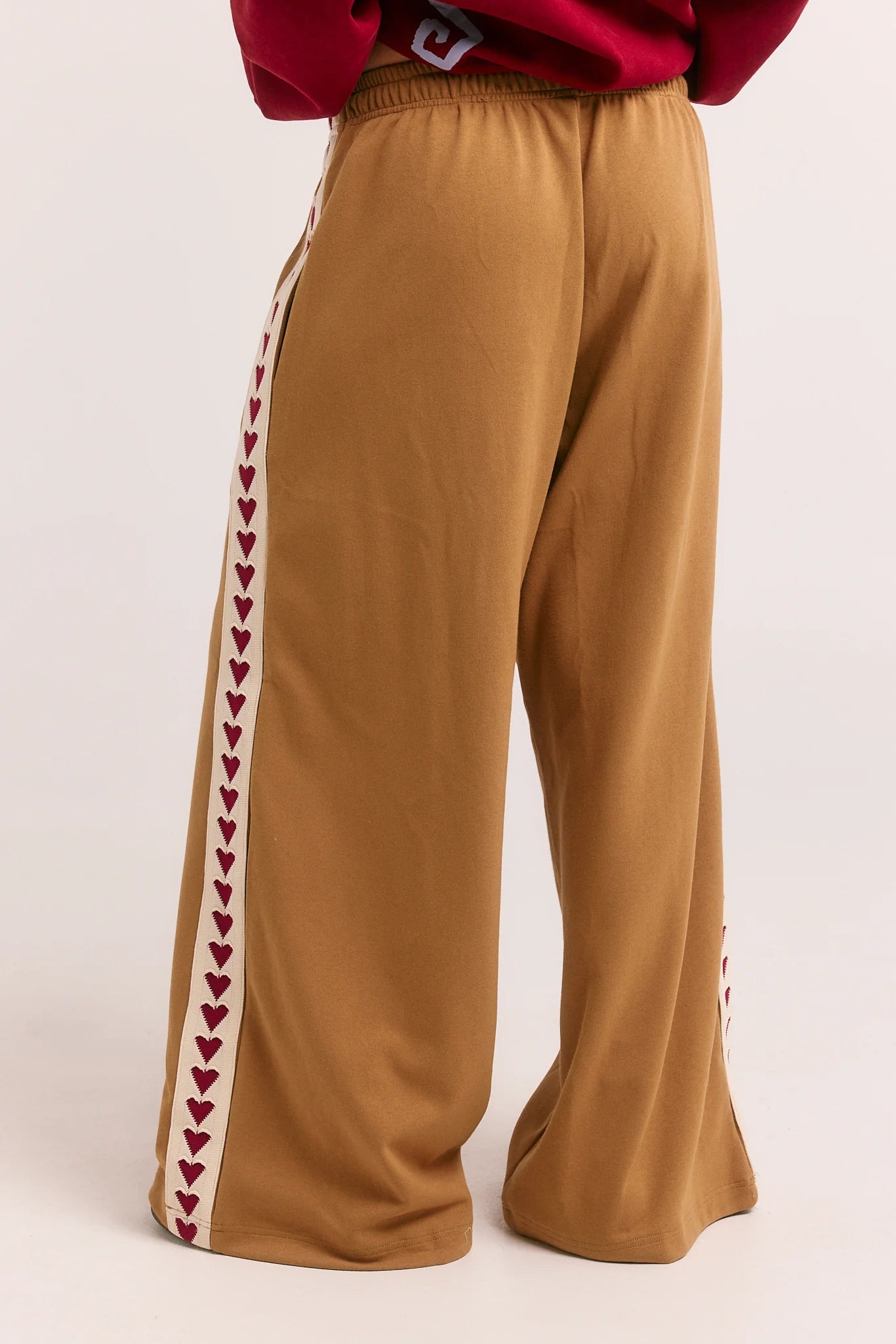 The Raving Hearts Pant - Caramel