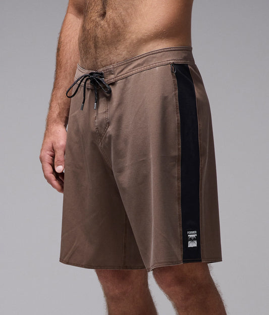 System 19" Trunk - Choc - 36