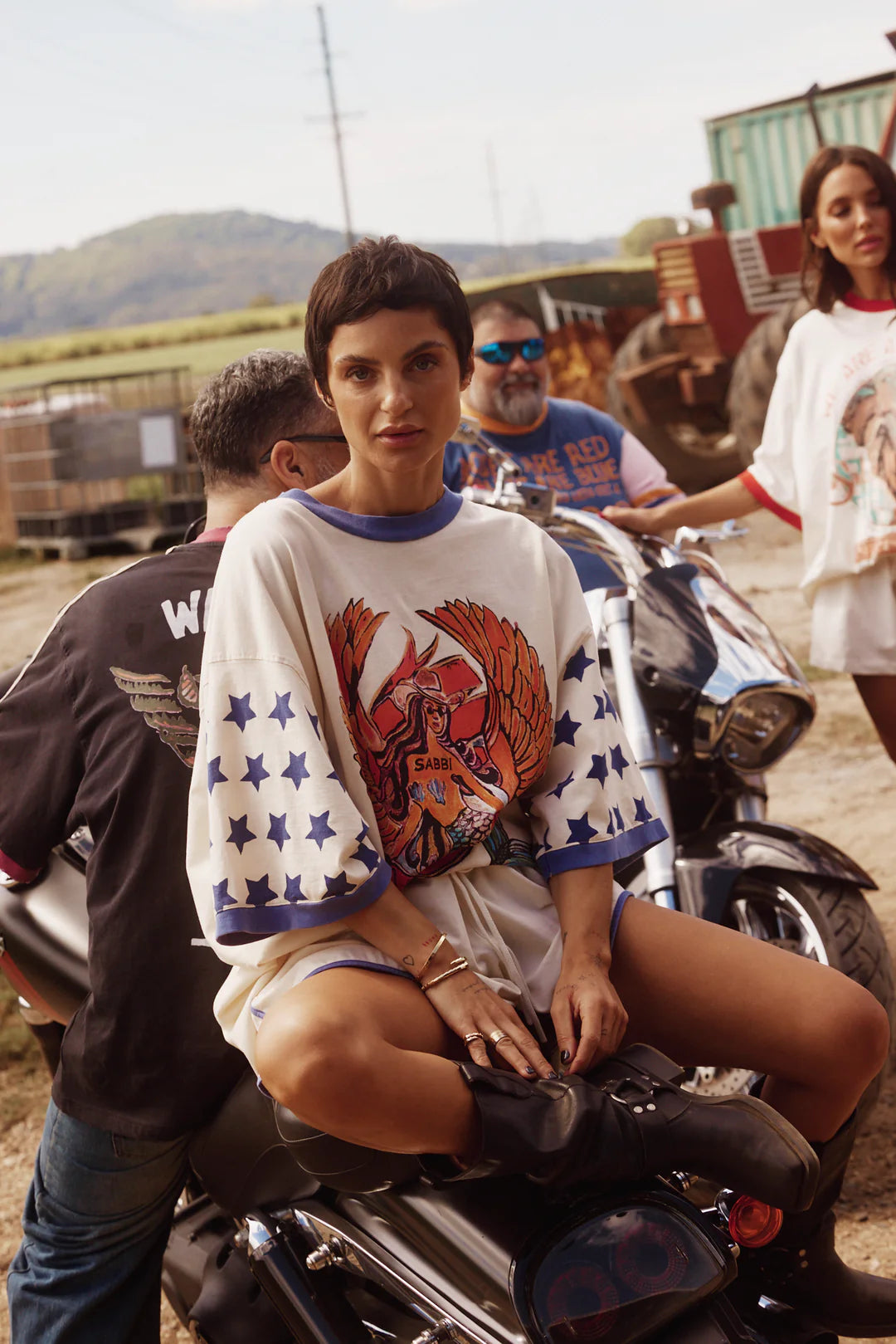 The Very Oversized Dream Big Brenda Tee - Cream