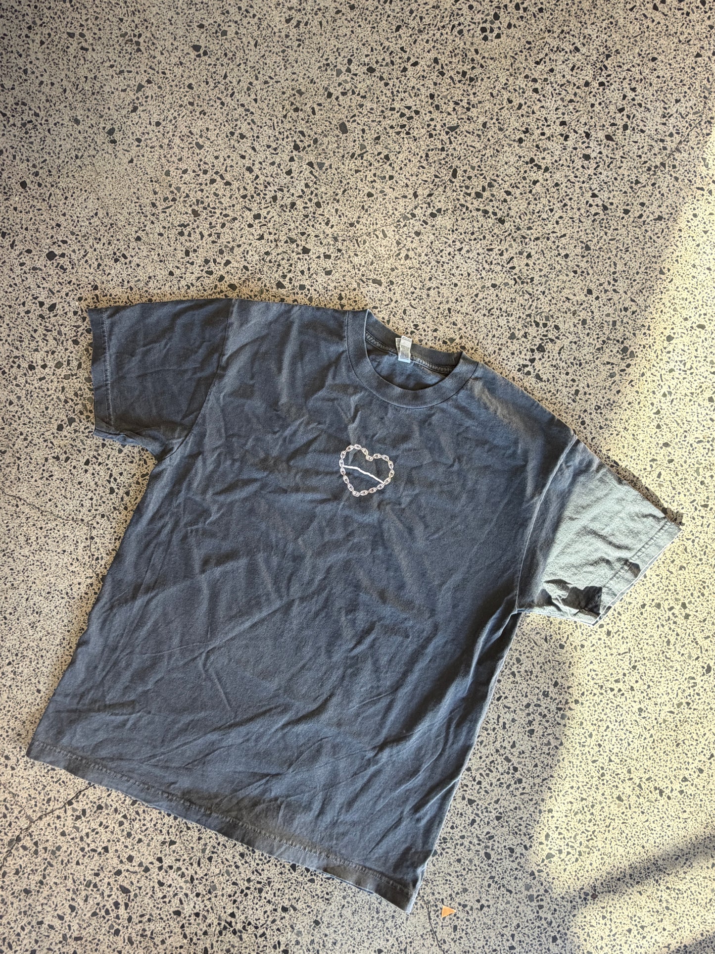 Karioi Tee - Vintage Black/Dirty Cream