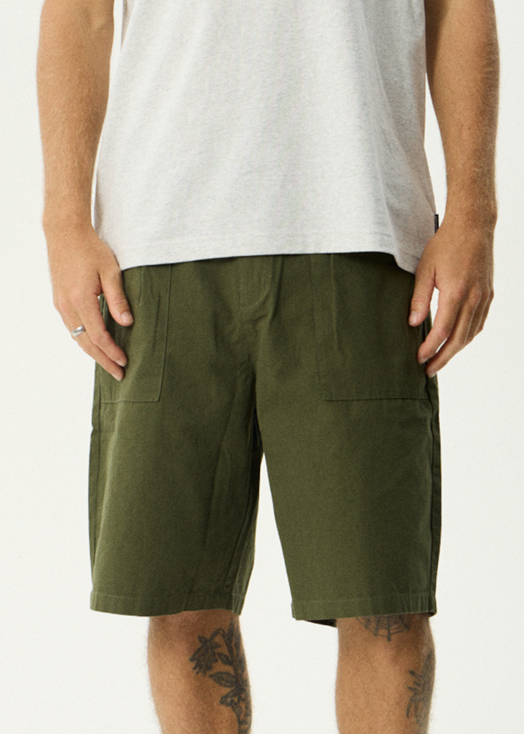 Glider - Pleated Short 22" - Military
