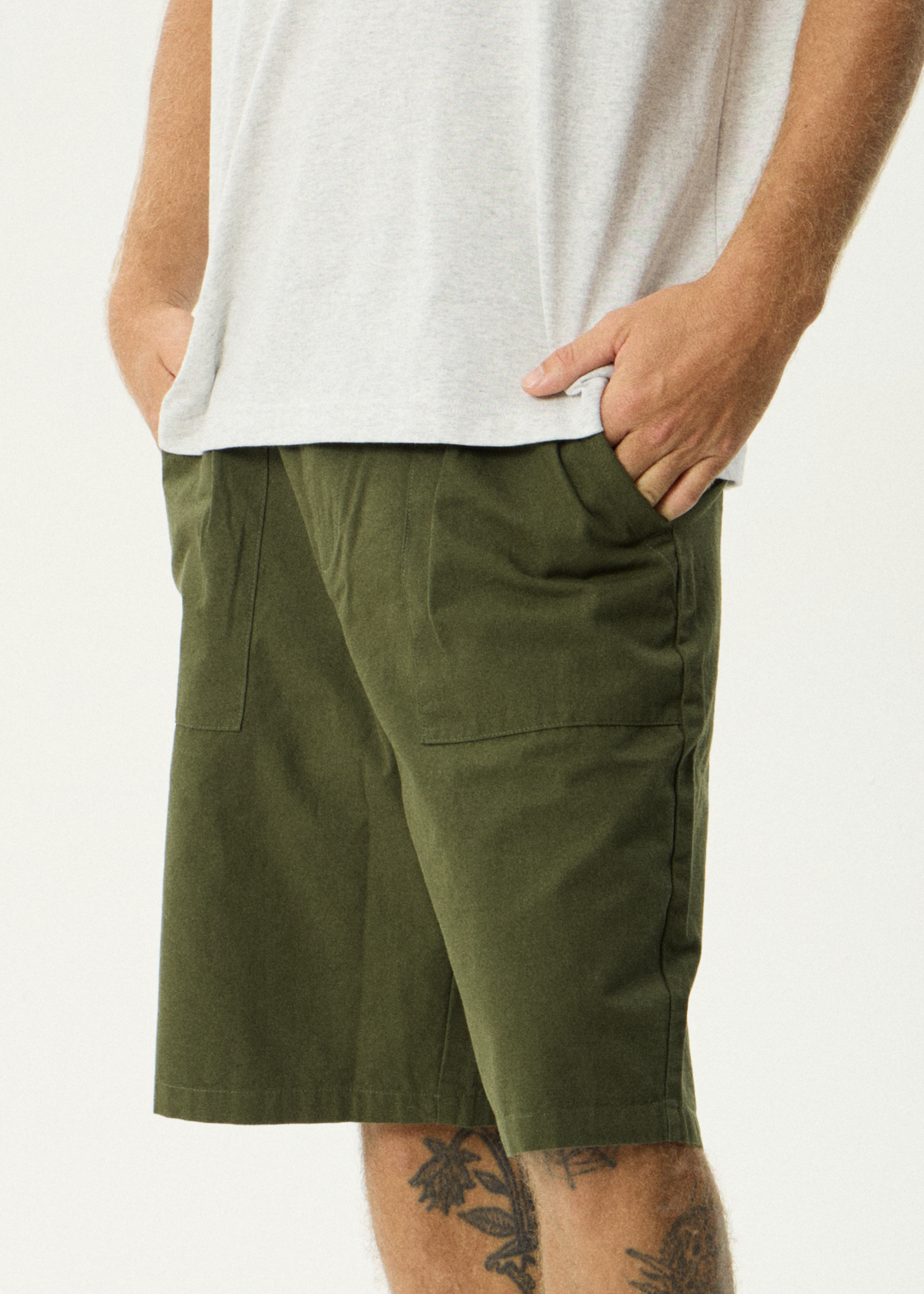 Glider - Pleated Short 22" - Military