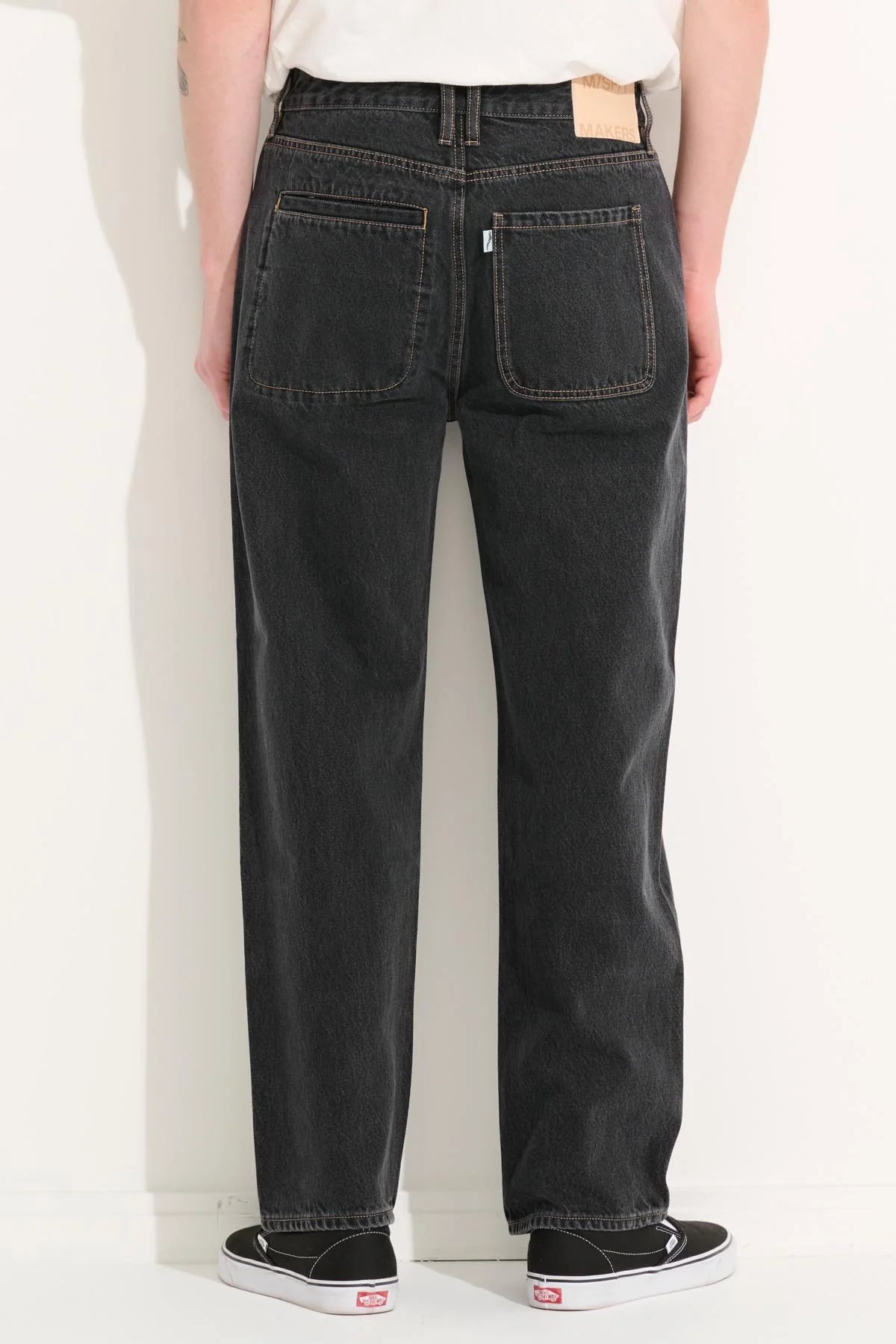 Misfit Makers Men's Relaxed Jean - Pepper
