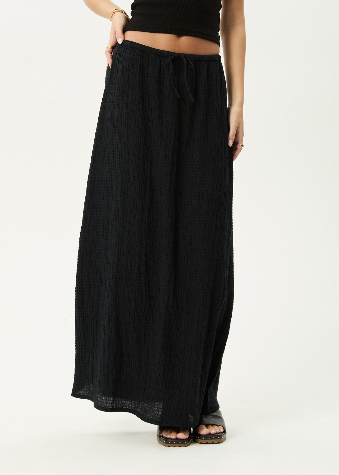 Focus - Seersucker Maxi Skirt - Black